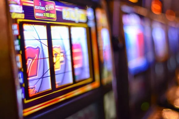 Mobile live casino table interface on lite toto